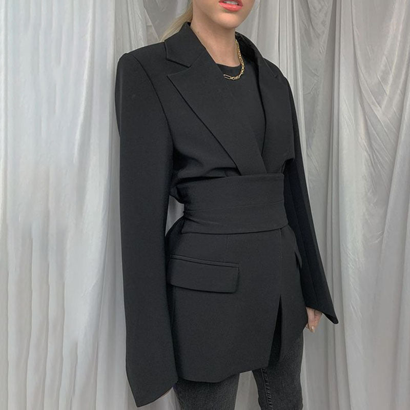VANESSA | The Must-Have Blazer for a Timeless, Elegant Look