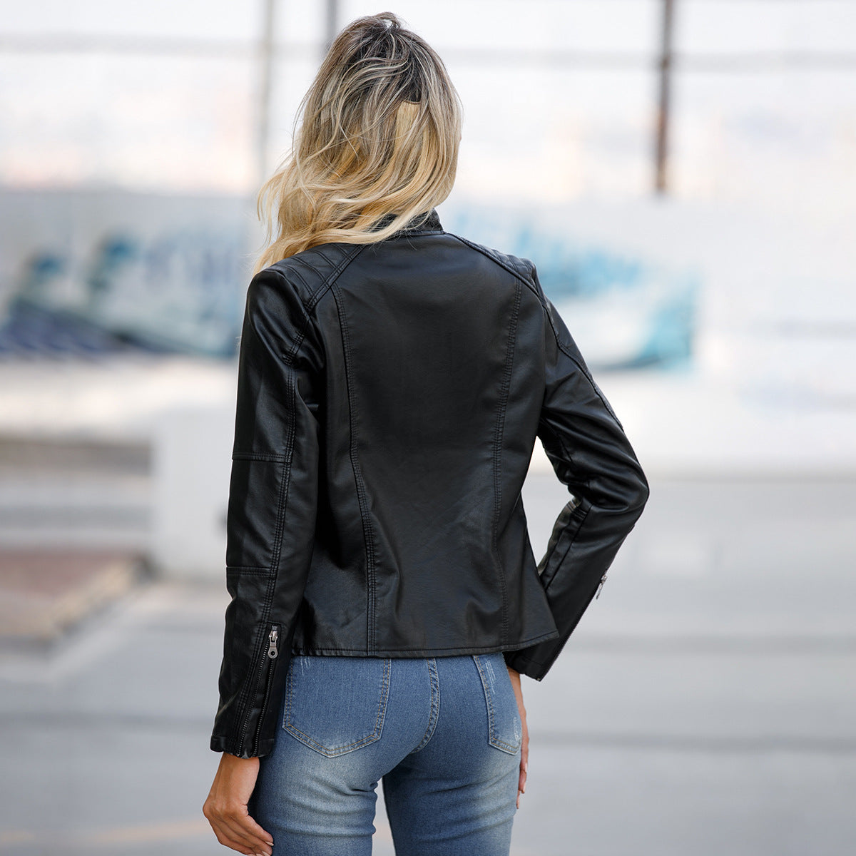 Sloan | Leren Dames Bikerjack – Tijdloze Cool Met Een Vrouwelijke Edge