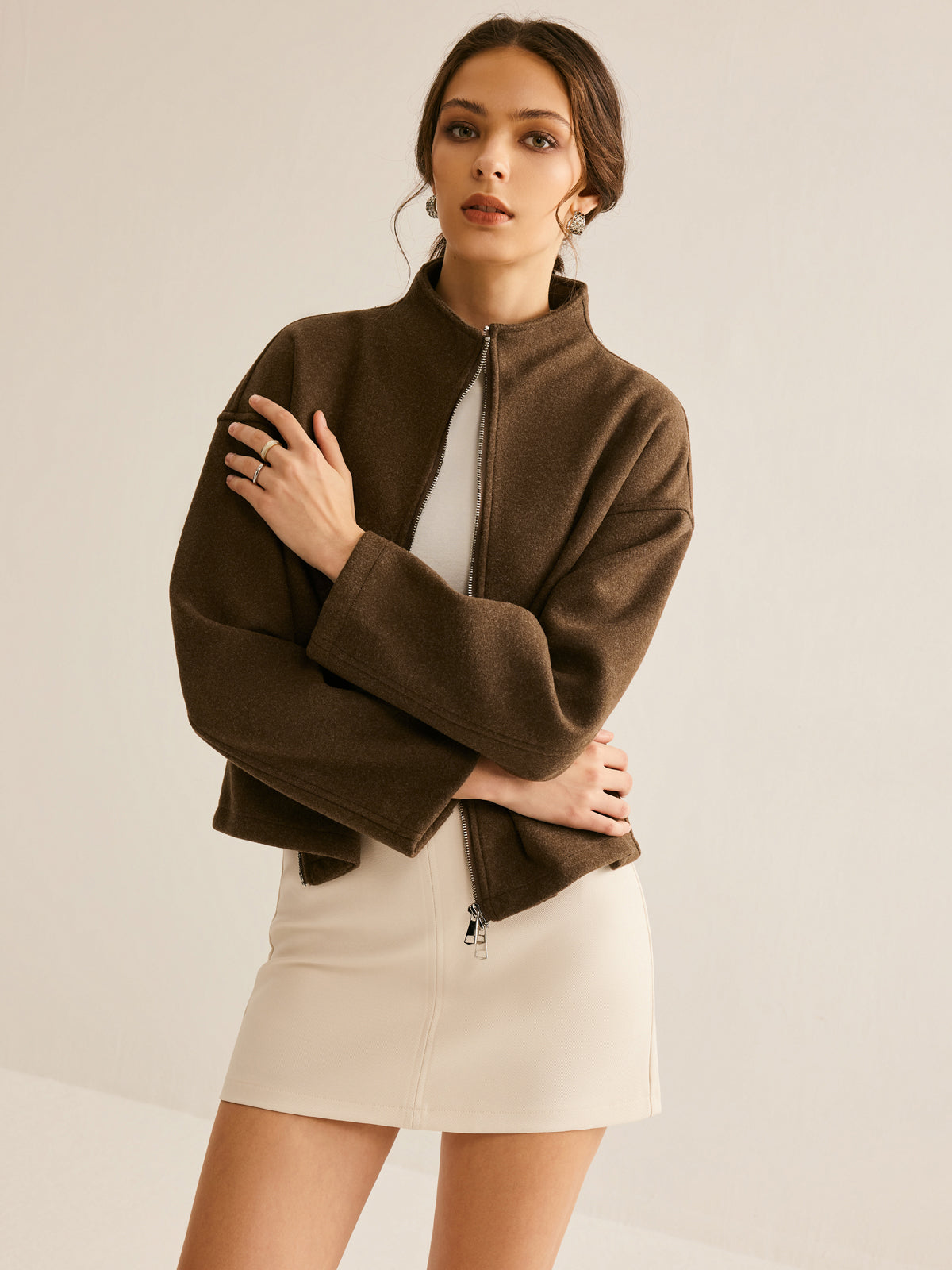 Dames Cropped Jas | Hoge Kraag – Minimalistisch, Comfortabel en Trendy voor het Lente Seizoen