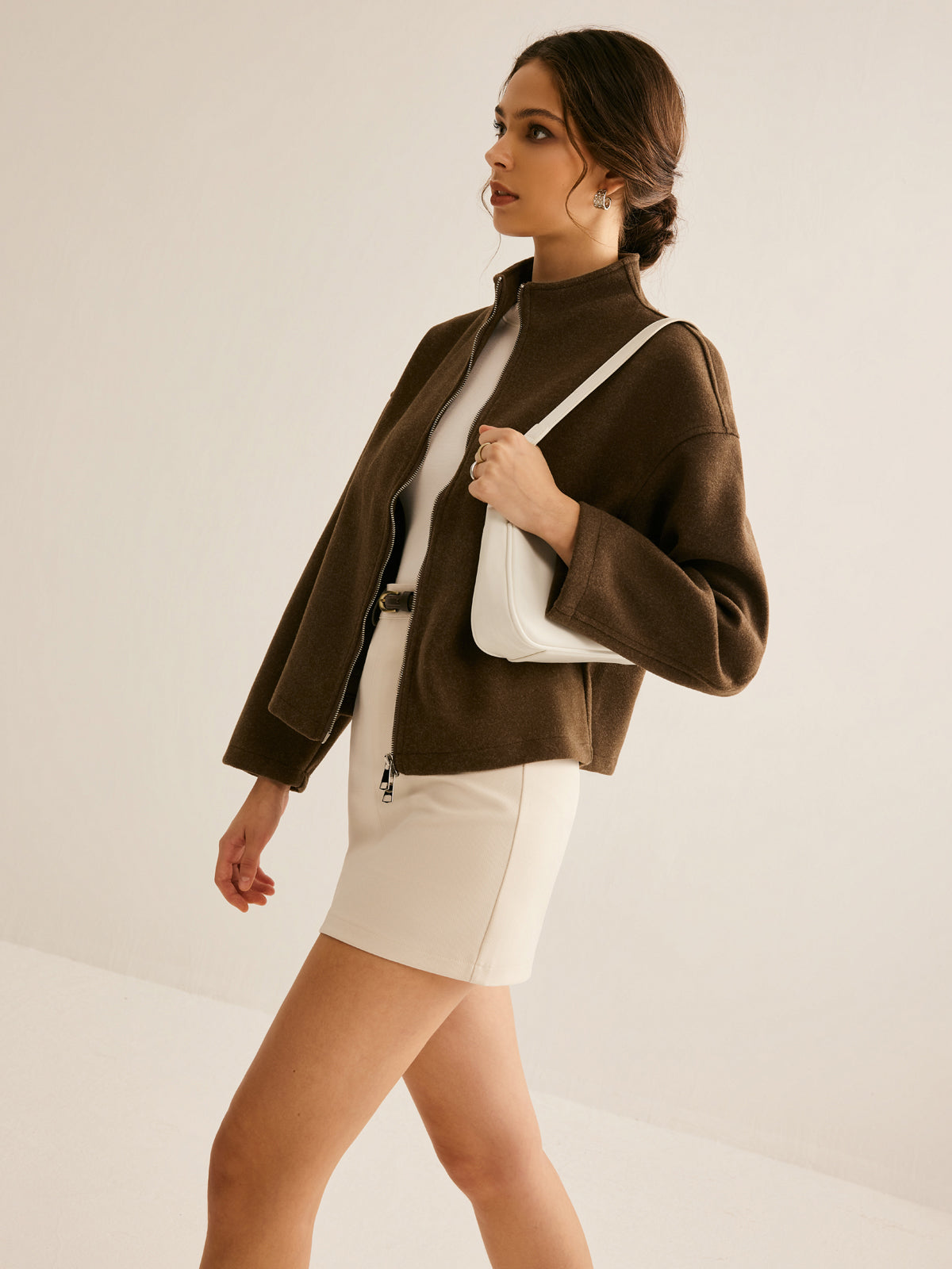 Dames Cropped Jas | Hoge Kraag – Minimalistisch, Comfortabel en Trendy voor het Lente Seizoen