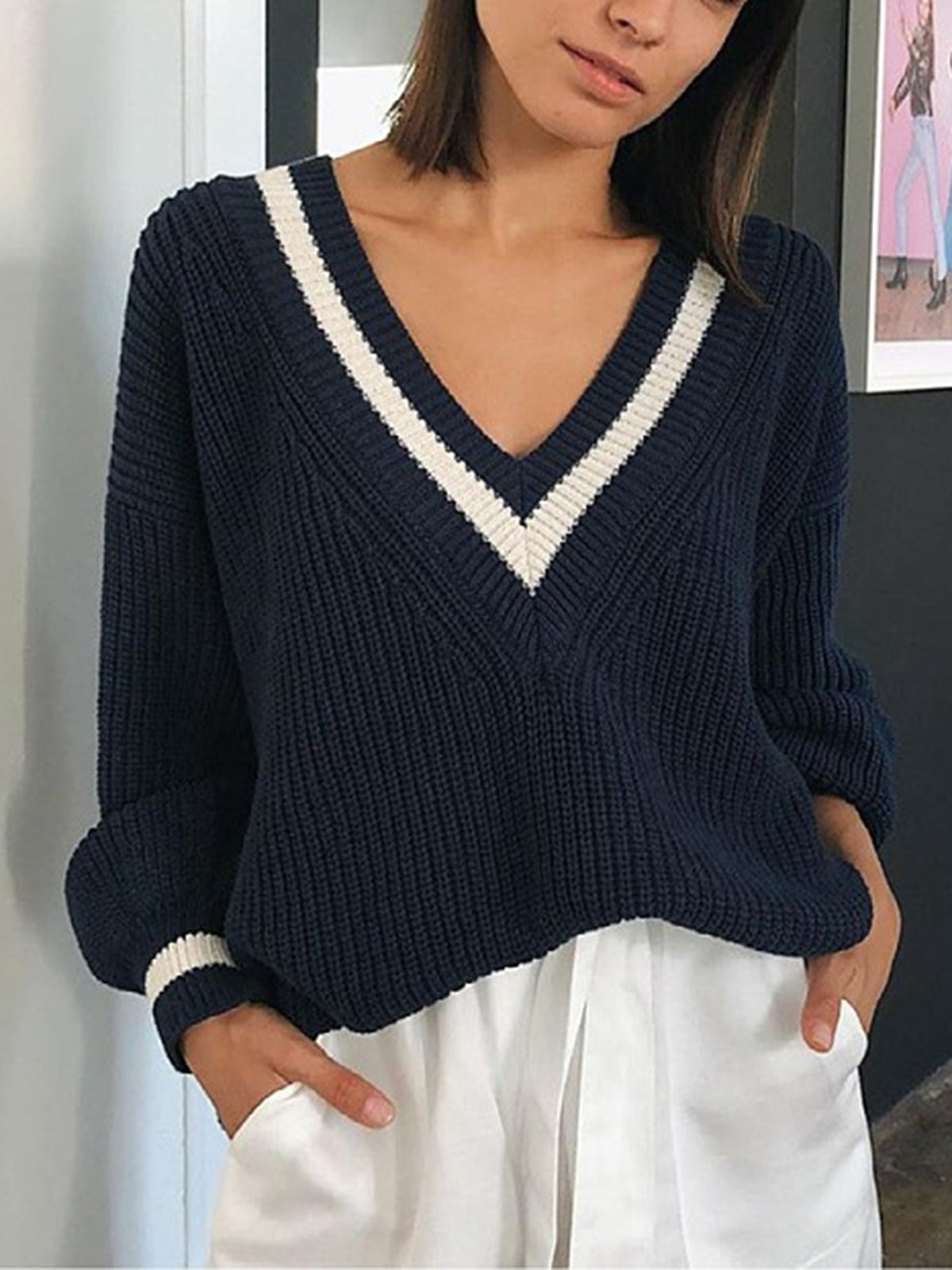 Pull col V tricoté | Tendance et confortable | Accents contrastés
