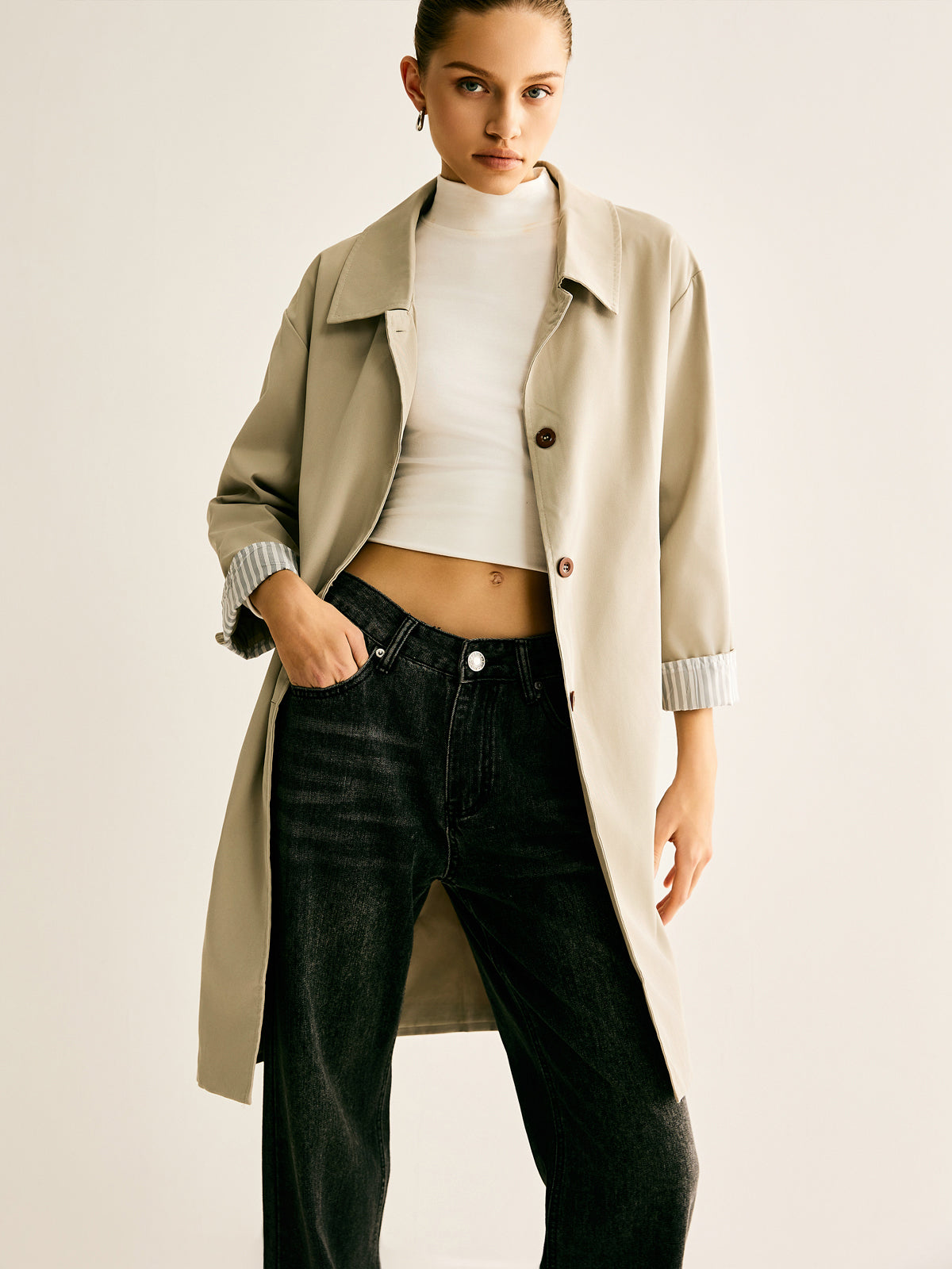 Long Women's Coat | Minimalist and Timeless | Perfect for Every Season