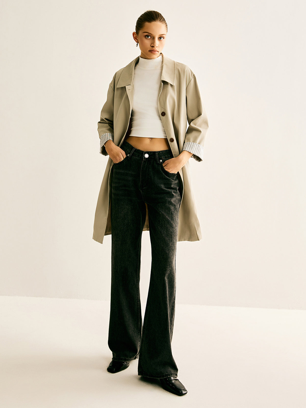 Long Women's Coat | Minimalist and Timeless | Perfect for Every Season