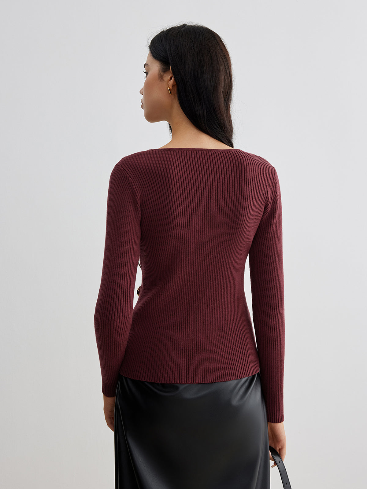 Haut côtelé pour femme avec design asymétrique et boutons | Élégant et confortable