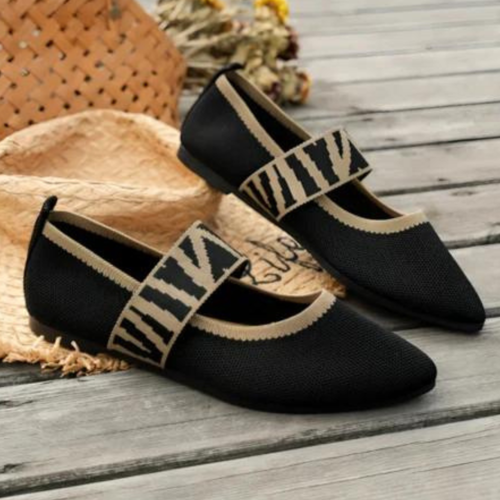 Liva – Gebreide Damesschoenen met Puntige Neus en Chic Kleuraccent