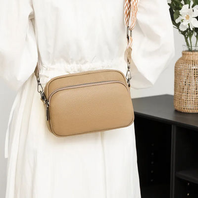 Nova Messenger Bag – Compact and Stylish Leather Shoulder Bag for Women