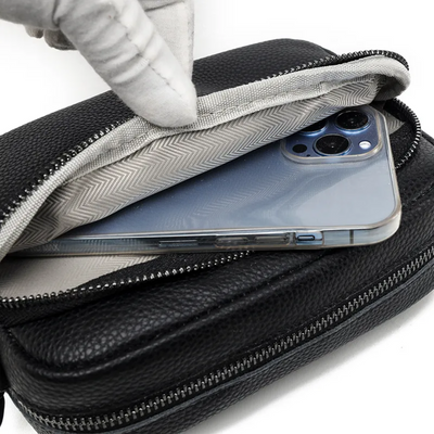 Nova Messenger Bag – Compact and Stylish Leather Shoulder Bag for Women
