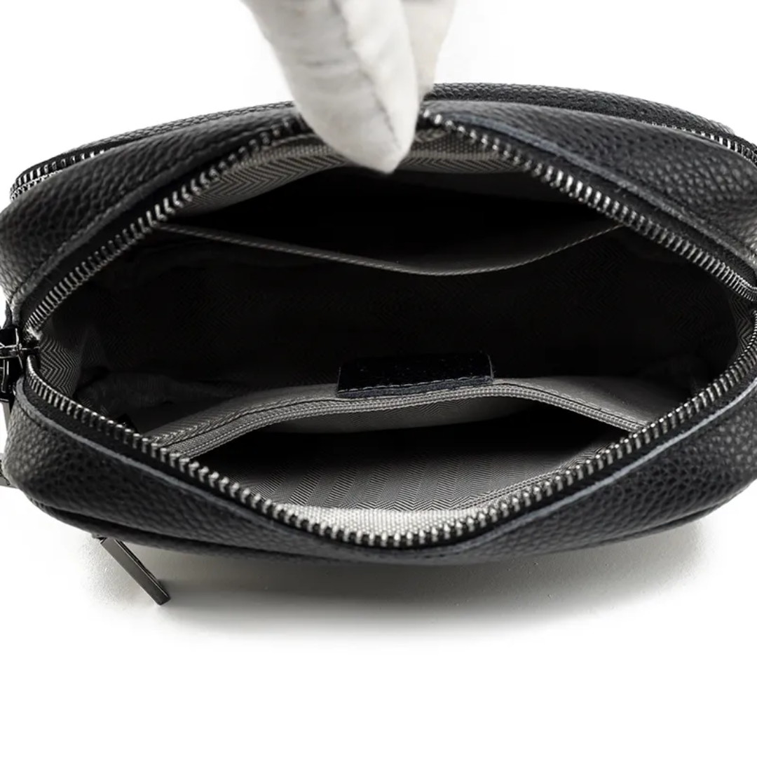 Nova Messenger Bag – Compact and Stylish Leather Shoulder Bag for Women