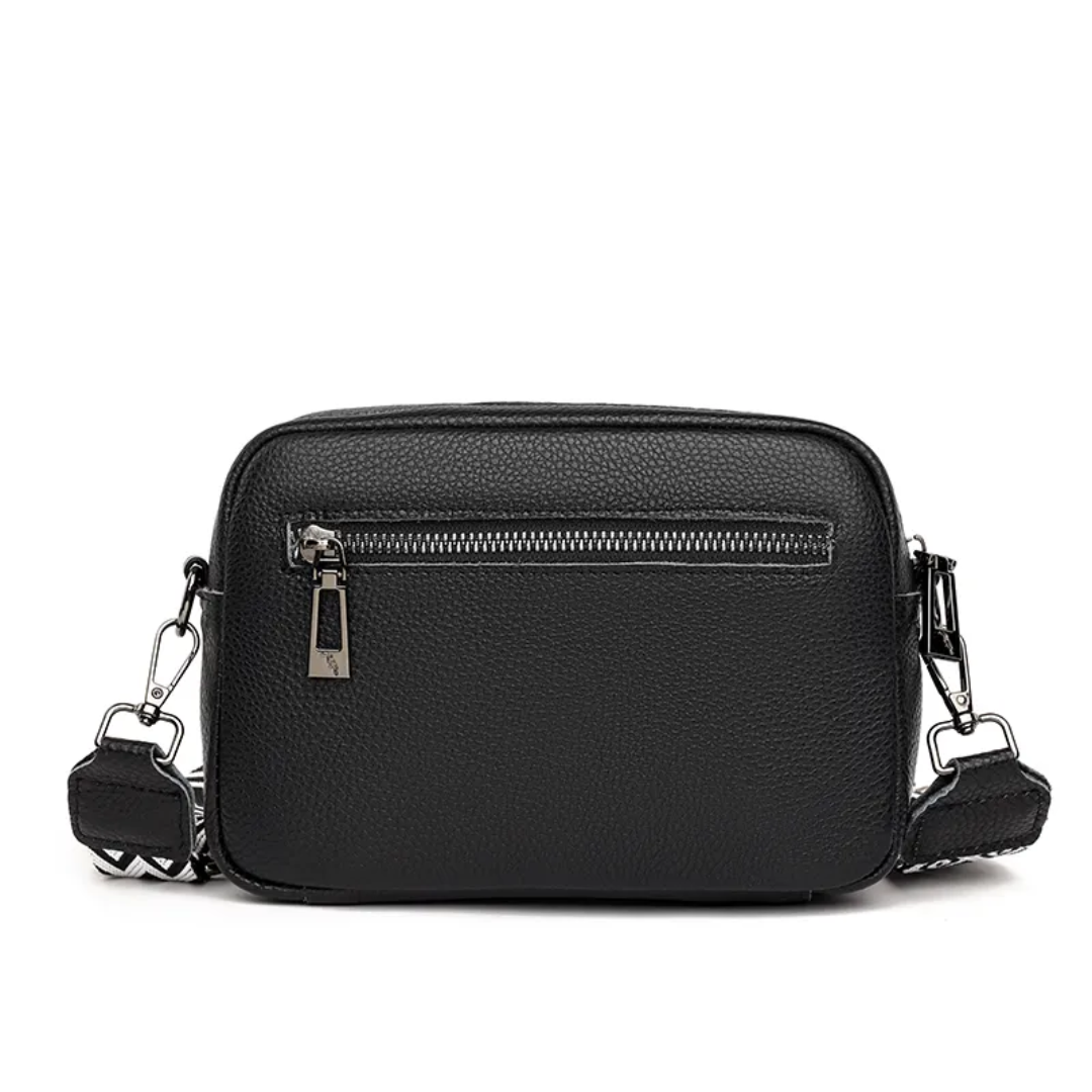 Nova Messenger Bag – Compact and Stylish Leather Shoulder Bag for Women