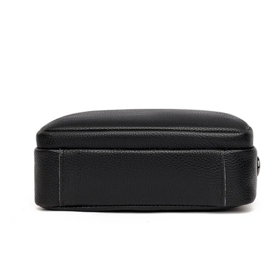 Nova Messenger Bag – Compact and Stylish Leather Shoulder Bag for Women