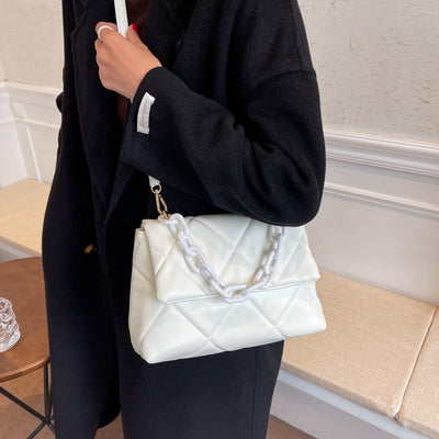 Arya Quilted Crossbody – Trendy quilted shoulder bag with chain