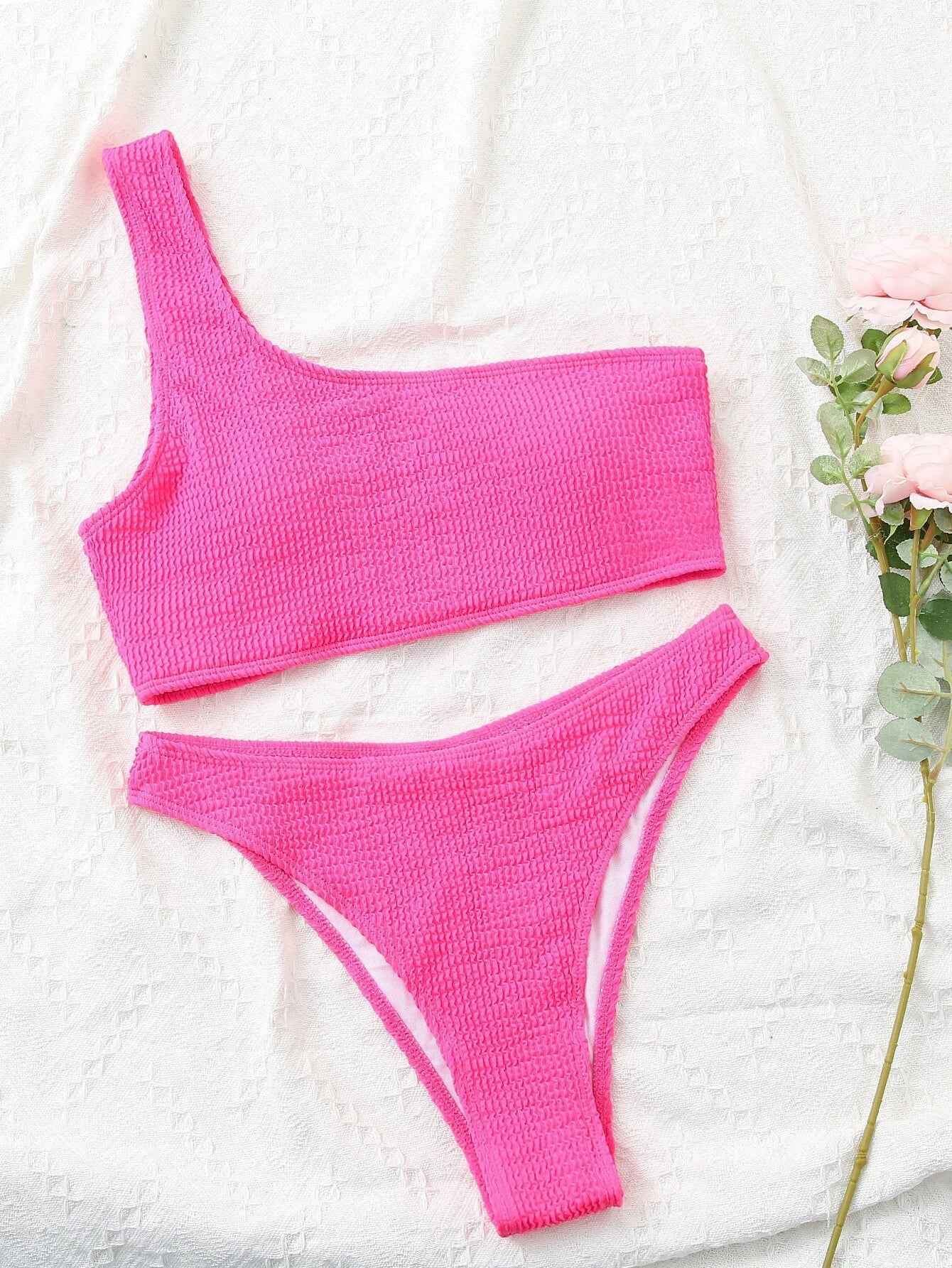 One-Shoulder Bikini voor Dames – Prachtige Pasvorm en Stijlvolle Strandoutfit