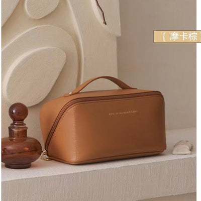 GlamOrganize – Luxury Makeup Organizer Bag | Spacious &amp; Elegant
