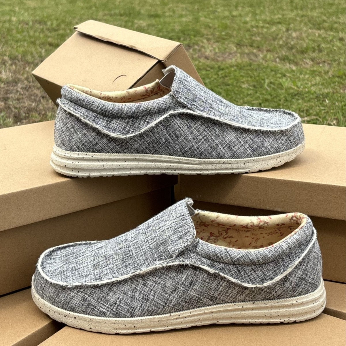 Summer Breathable Canvas Shoes for Men – Lightweight and Comfortable
