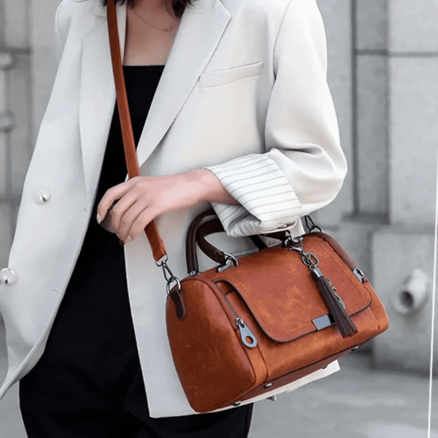 Mia Crossbody Bag – Compact, Charming and Practical