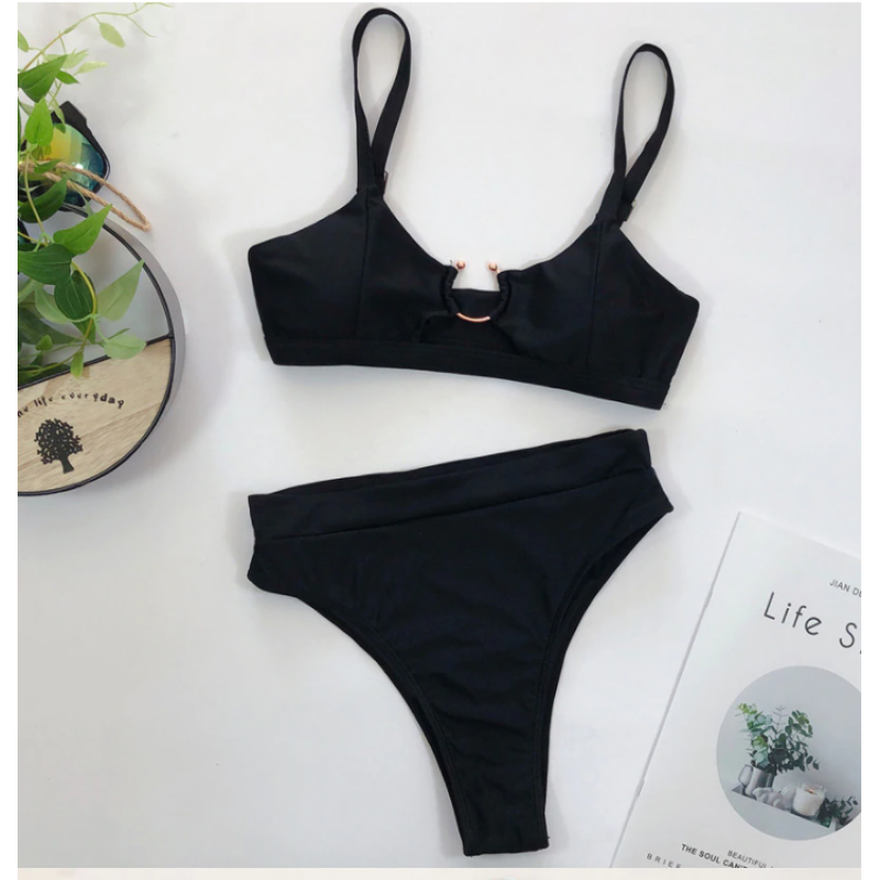 Bryanna Bikini – Stijlvolle Bikini met Dierenprint en Flatterende Pasvorm