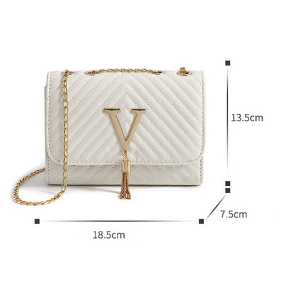 Liora Clutch – Elegant Handbag with Gold Accents
