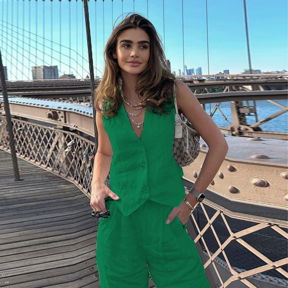 Noa | Chic Zomerset – Linnenlook Gilet en Broek met Wijde Pijp