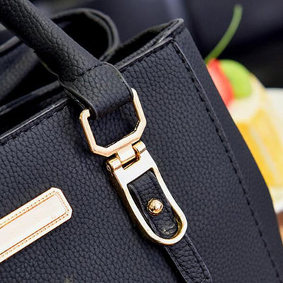 Helen Crossbody Bag | Classic &amp; Stylish
