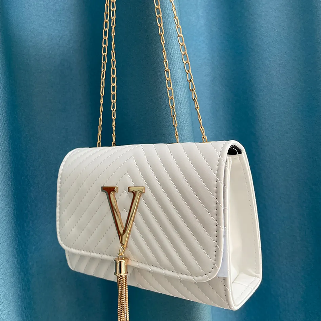 Liora Clutch – Elegant Handbag with Gold Accents