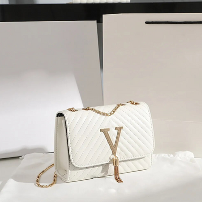 Liora Clutch – Elegant Handbag with Gold Accents