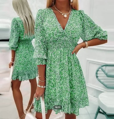 Elegant Floral Mini Dress – Light and Stylish