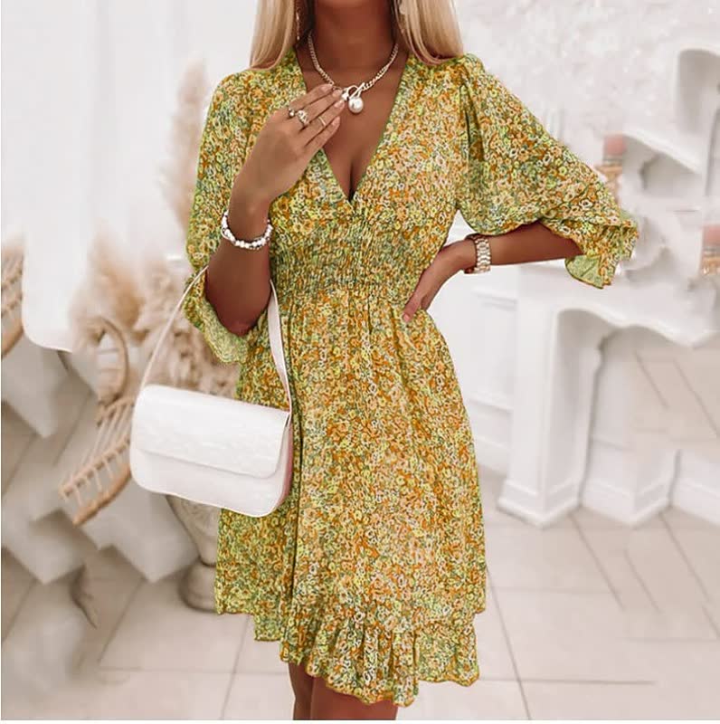 Elegant Floral Mini Dress – Light and Stylish